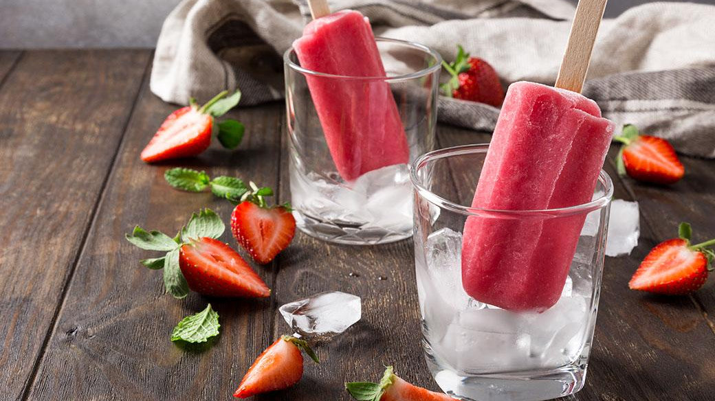 Berry Smoothies On A Stick