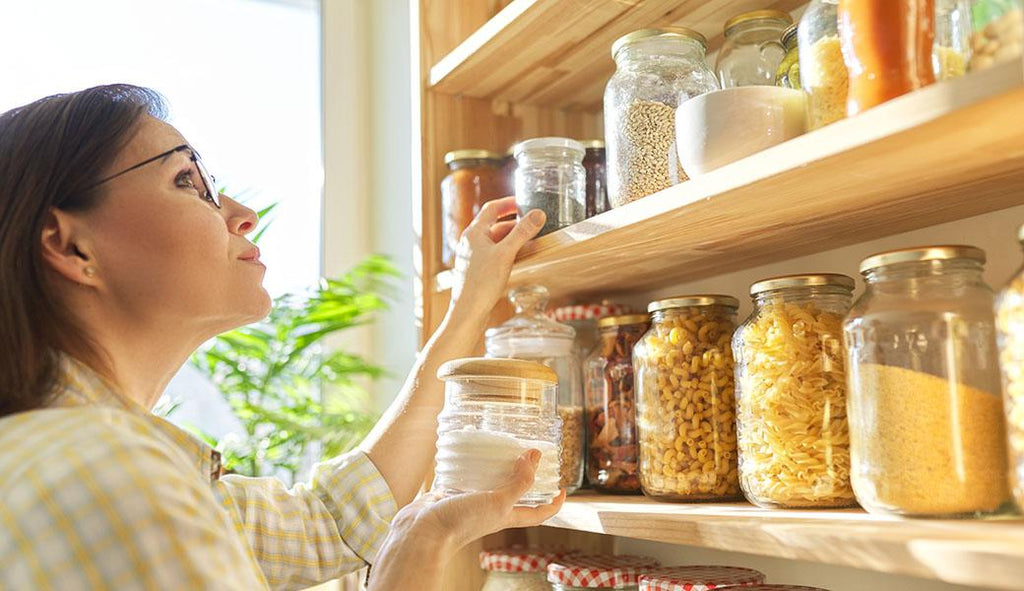 Creating A Plastic-Free Pantry